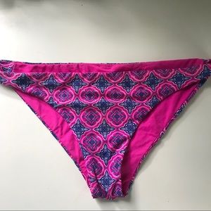 O’Neill bathing suit bottoms❣️